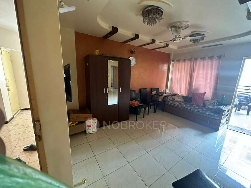 2 BHK Flat In Kunal Icon Co-operative Housing Society for Rent  In Pimple Saudagar