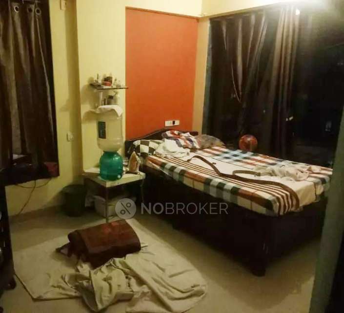 2 BHK Flat In Royal Heights For Sale  In Bandra West