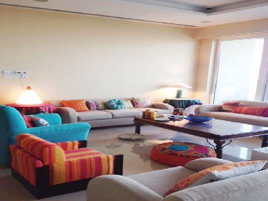 4+ BHK Flat In Raheja Vivarea For Sale  In Rto Colony