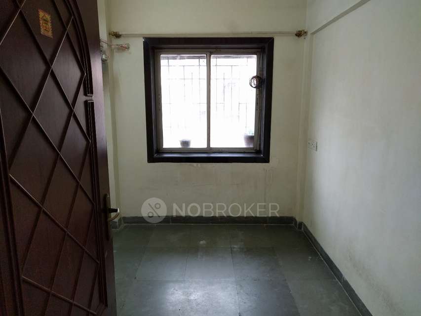 2 BHK Flat In Om Sagar Park For Sale  In Ghatkopar West
