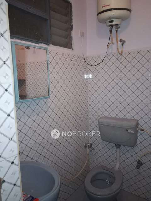 2 BHK Flat In Surya Apartment For Sale  In Mathikere