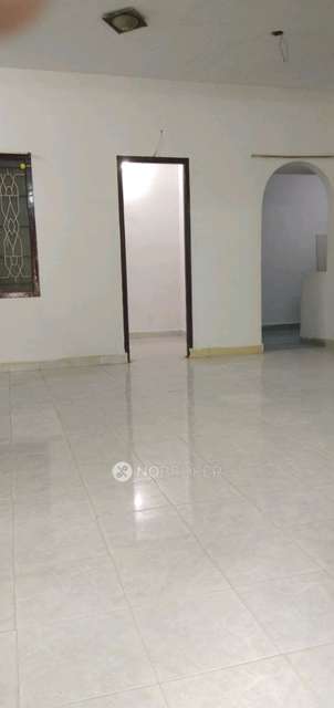 2 BHK Flat In Tri Star Apartment  For Sale  In  Saligramam