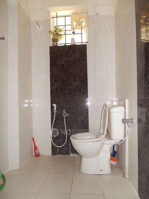 3 BHK Flat In Radiant Jasmine Gardens For Sale  In Nehru Nagar