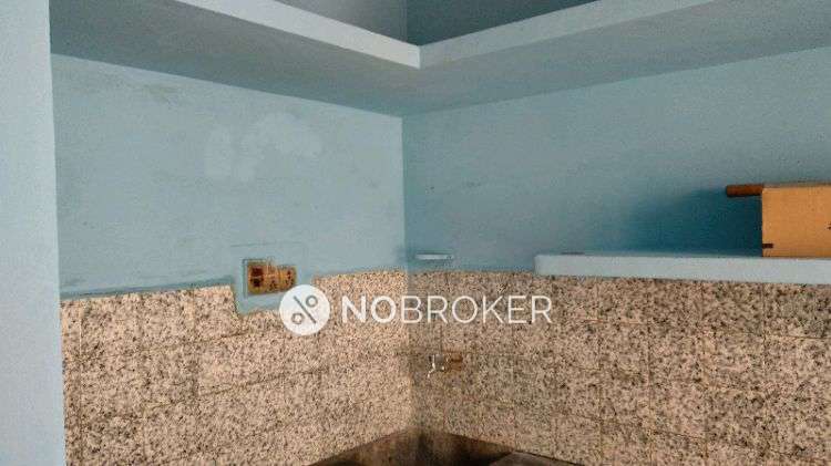 1 BHK Flat In Standalone Building  for Rent  In  Sampangi Rama Nagar