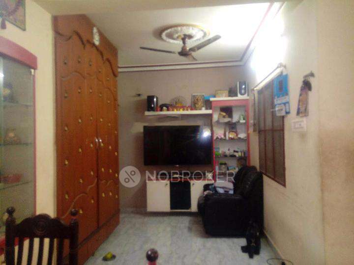3 BHK Flat In Krishciscle Flat for Lease  In Madipakkam