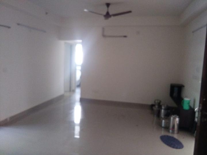 SBIOA Unity Enclave Mambakkam Rent WITHOUT BROKERAGE Semifurnished 3