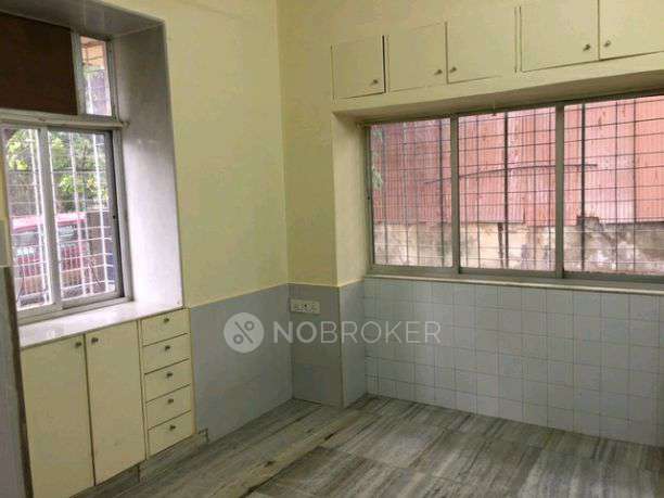2 BHK Flat In Ramakrishna Nagar Melody Cooperative Housing Society For Sale  In Khar West