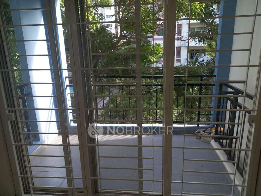 2 BHK Flat In Embassy Meadows for Rent  In Cauvery Colony,koramangala
