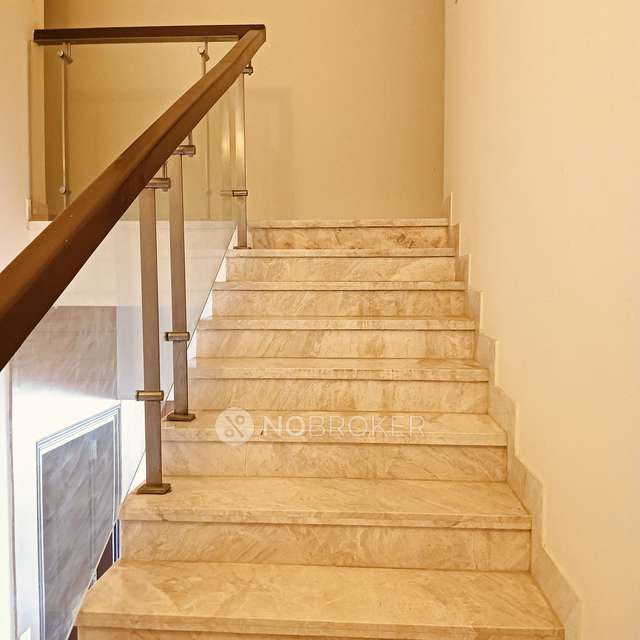 4 BHK Flat In Legacy Celino For Sale  In Hebbal Kempapura