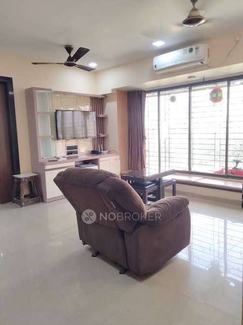 2 BHK Flat In Ramnath Chs For Sale  In Mahim West
