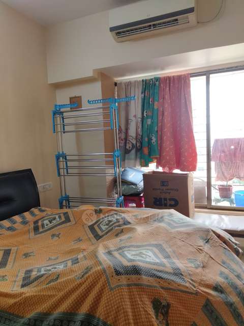 2 BHK Flat In Ramnath Chs For Sale  In Mahim West