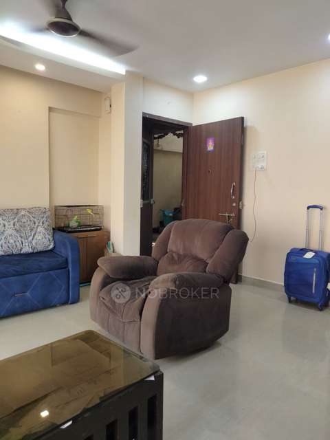 2 BHK Flat In Ramnath Chs For Sale  In Mahim West