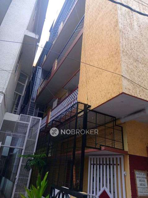1 RK Flat for Rent  In Adugodi