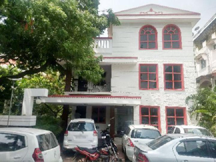 CoWorking for Rent in T Nagar, chennai for Rs. 175000 Per Month with 5000 Sq.ft Area