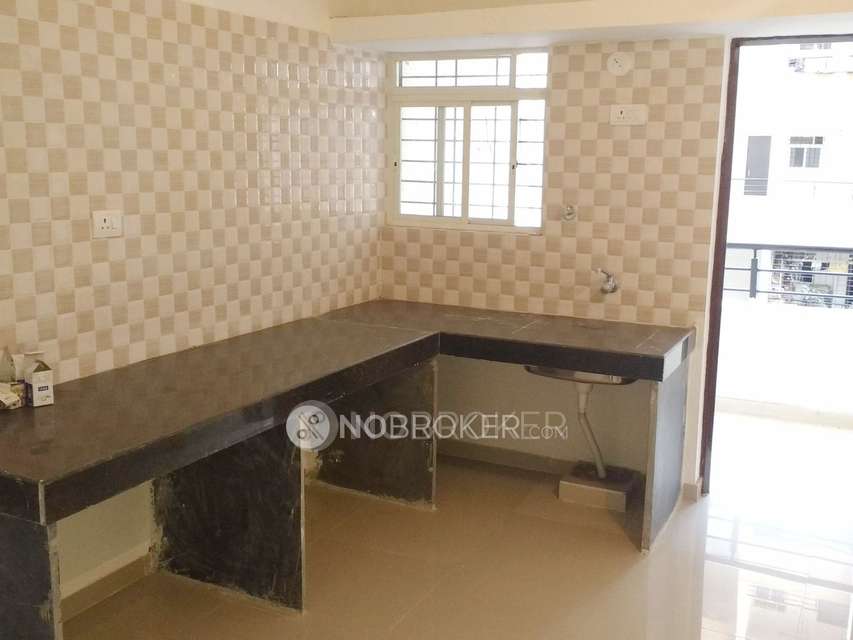 2 BHK Flat In Pavani Park For Sale  In Kharabwadi