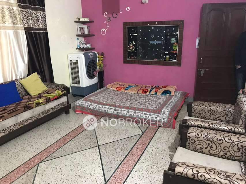 2 BHK House for Rent  In Sector 11
