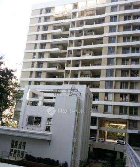 2 BHK Flat In Lakeshire For Sale  In Lakeshire Road