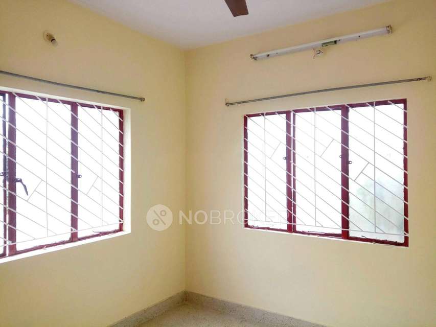 1 RK House for Rent  In Indiranagar