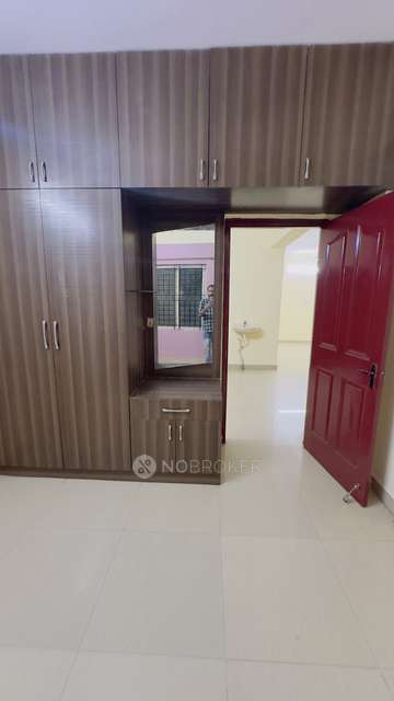 3 BHK Flat In Shri Paradise For Sale  In Kadubeesanahalli