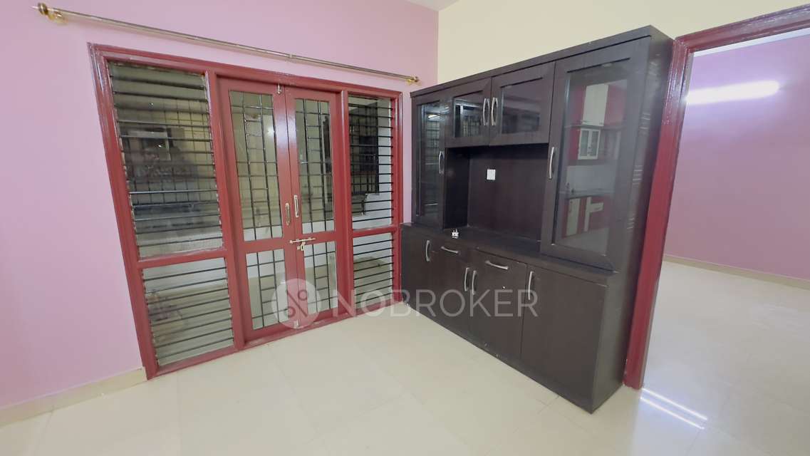3 BHK Flat In Shri Paradise For Sale  In Kadubeesanahalli