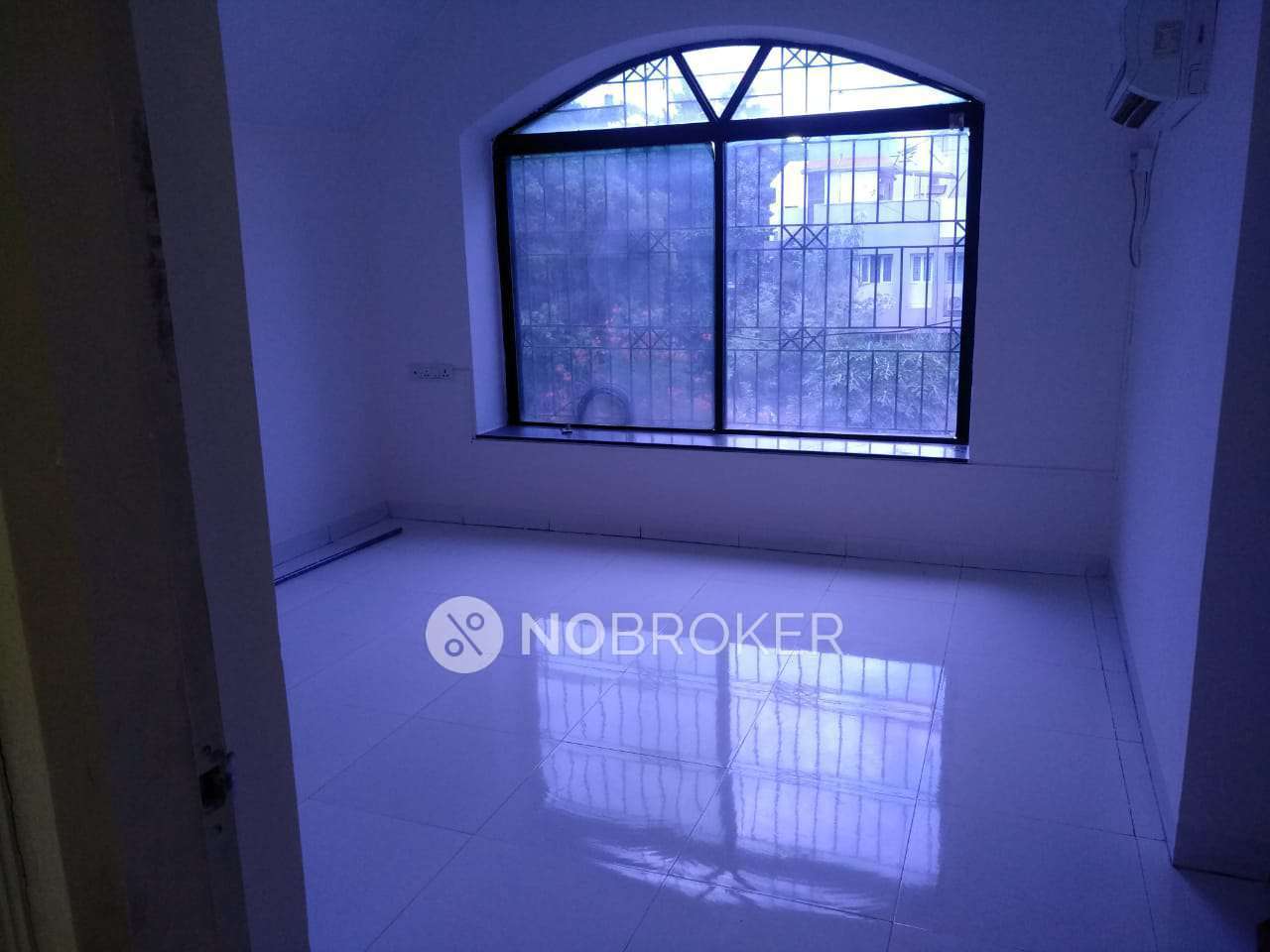 Palm Groves Ghorpadi Rent WITHOUT BROKERAGE Semifurnished 3 BHK