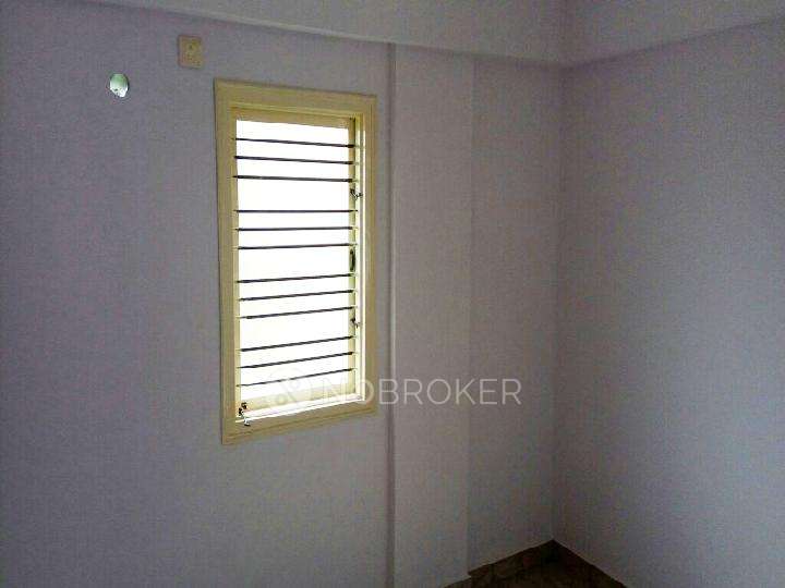 3 BHK Flat In Sk Lake View Apartment For Sale  In Thanisandra