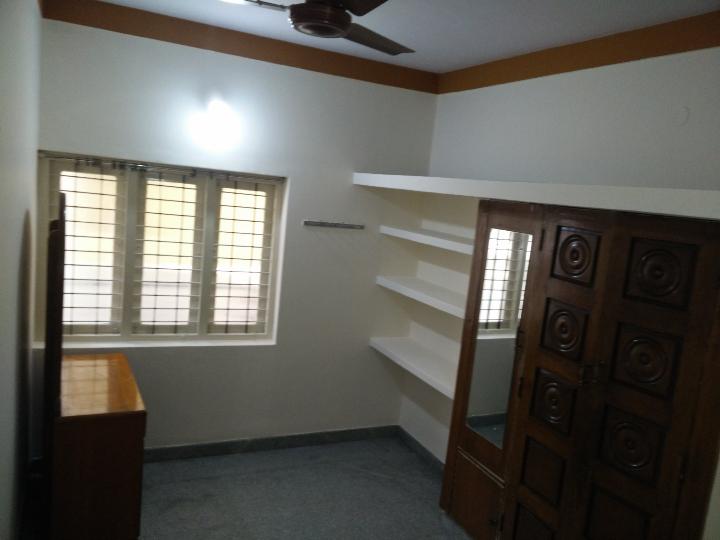 Independent House RT Nagar Rent WITHOUT BROKERAGE Semifurnished 2