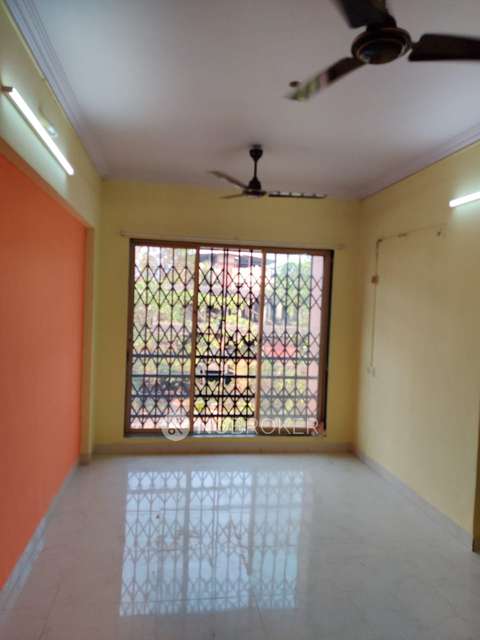 2 BHK Flat In Agarwal Krish Garden Bldg1 For Sale  In Nalasopara West
