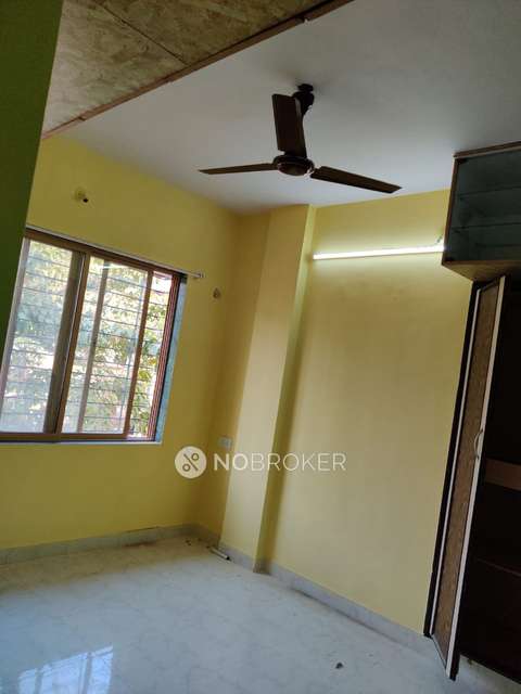 2 BHK Flat In Agarwal Krish Garden Bldg1 For Sale  In Nalasopara West