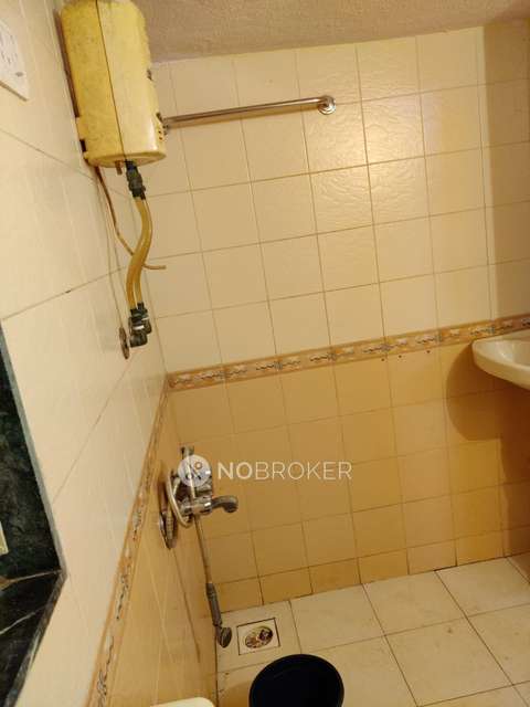 2 BHK Flat In Agarwal Krish Garden Bldg1 For Sale  In Nalasopara West