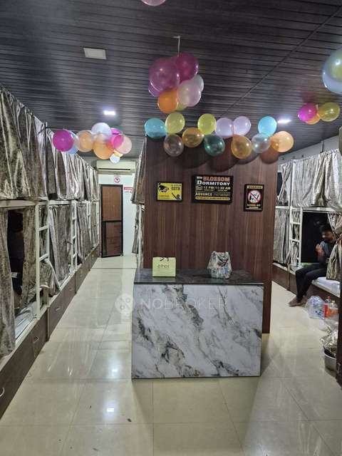 PG for Boys in Andheri East