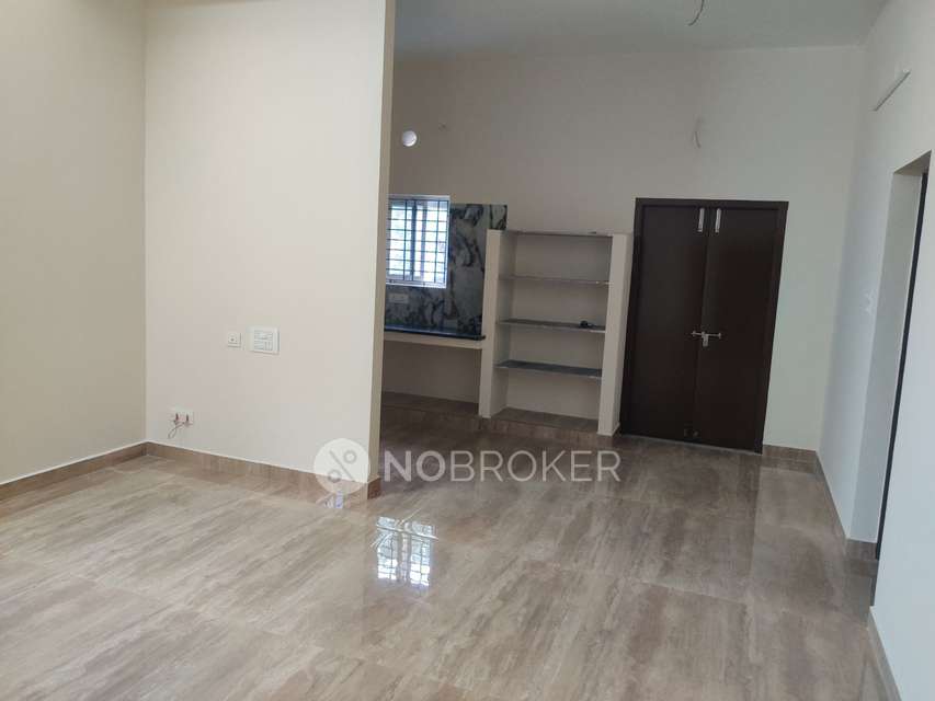 2 BHK Flat In Vijaya Krishna Apartment for Rent  In Korattur