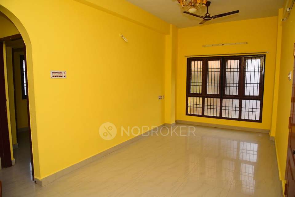 2 BHK Flat In Jayams Gajalakshmi Homes for Rent  In Selaiyur