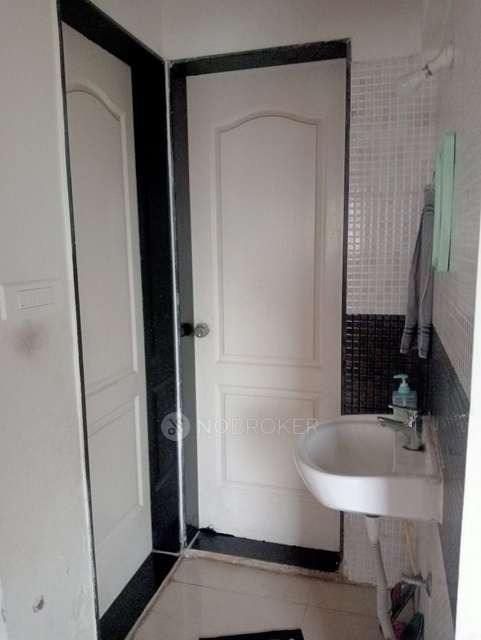 1 BHK Flat In Vista Luxuria For Sale  In Manjari Budruk