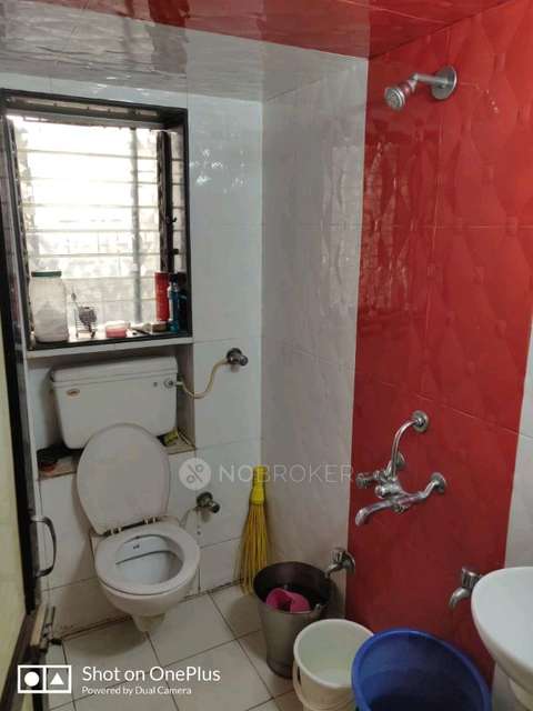 2 BHK Flat In Ishwar Corporative Housing Society For Sale  In Netaji Chowk, Kailash Colony