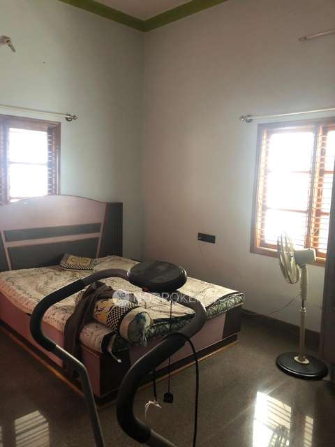 4+ BHK House For Sale  In Mallathahalli