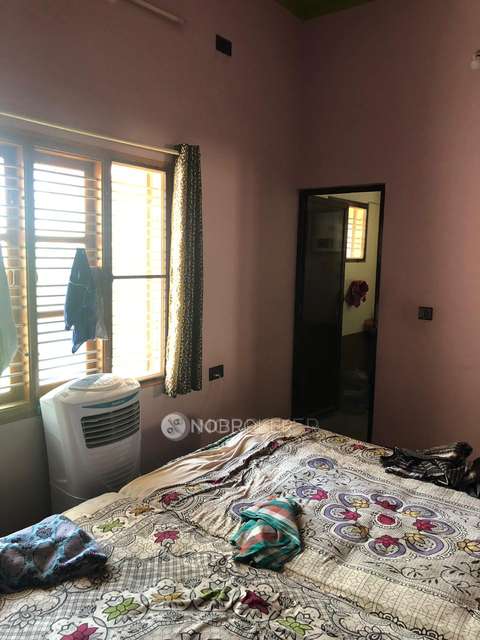 4+ BHK House For Sale  In Mallathahalli
