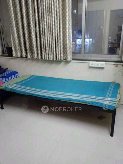 Single Room for Female In 4+ BHK  In Green Hills Apartment In Baner