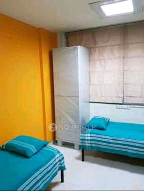 Single Room for Female In 4+ BHK  In Green Hills Apartment In Baner