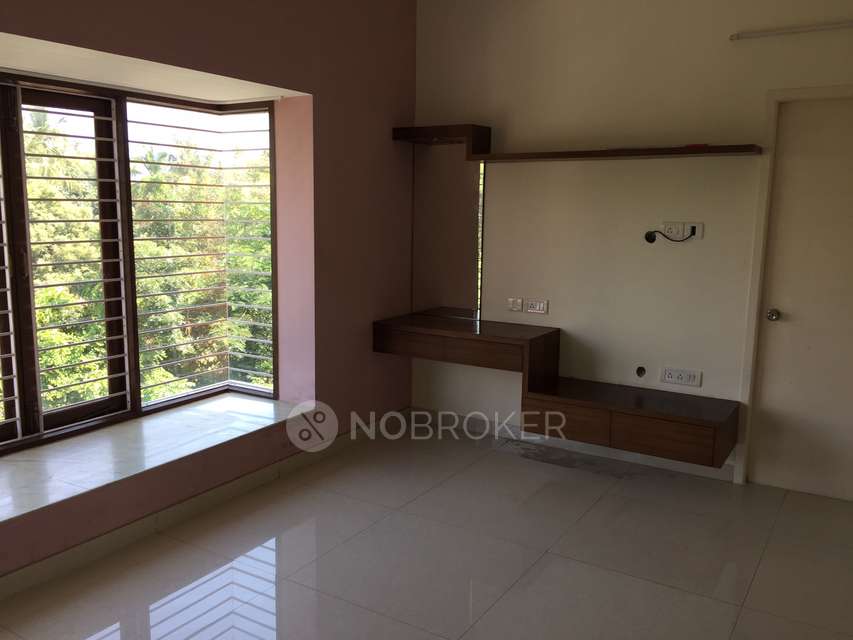 4 BHK Villa In Sagas Compasse Point For Sale  In East Coast Road - Ecr