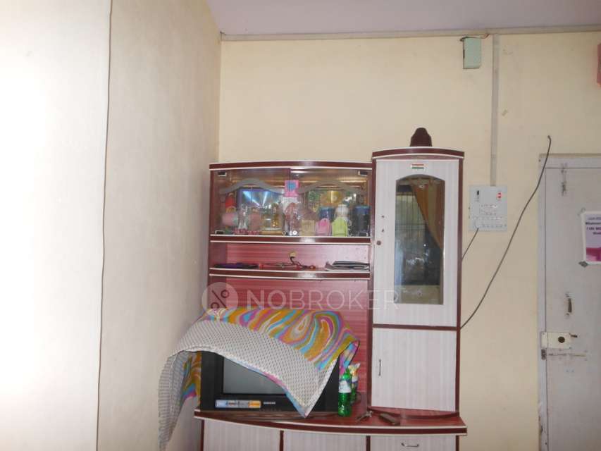 2 BHK Flat In Shireen Complex For Sale  In  Dombivli