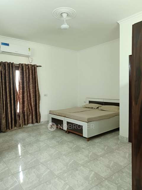 1 RK House for Rent  In Sector 39