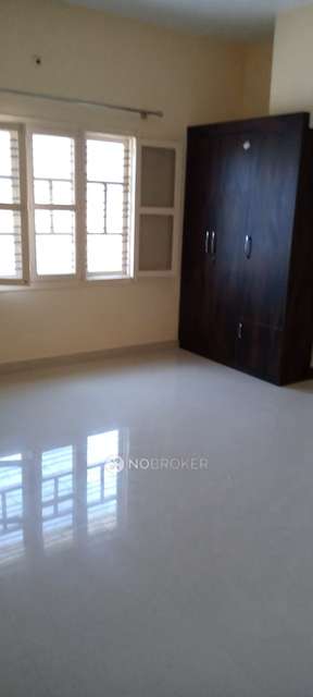 2 BHK Flat for Rent  In Malleshpalya ( Only Veg )