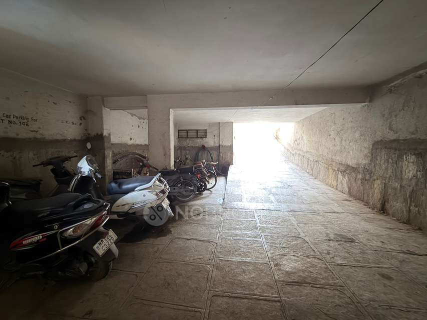 2 BHK Flat In Vastusadan For Sale  In 743, Chhatrapati Shivaji Maharaj Rd