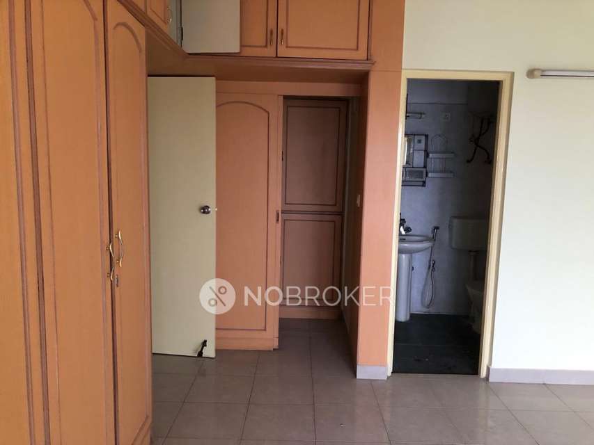 2 BHK Flat In Aishwarya Serenity For Sale  In Marathahalli 