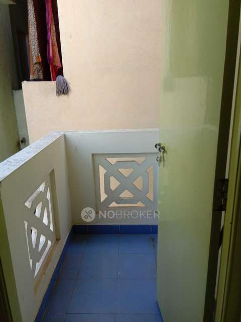 2 BHK Flat In Maans Nest For Sale  In Mgr Street