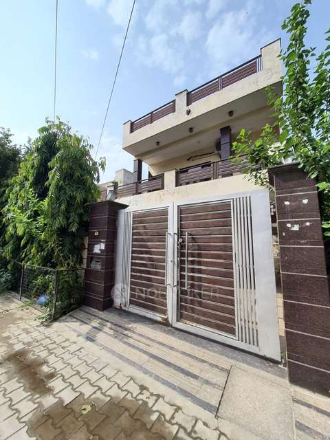 1 BHK House for Rent  In Sector 12