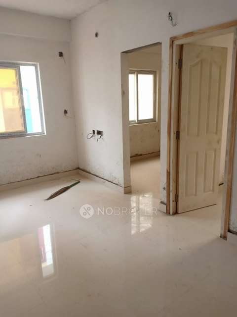 2 BHK Flat In Amarprakash Temple Wave For Sale  In Kundrathur