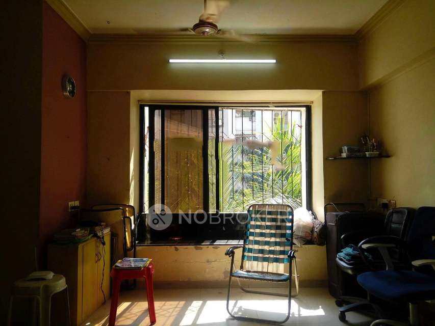 2 BHK Flat In Khyatiti Coperative Society For Sale  In Borivali West