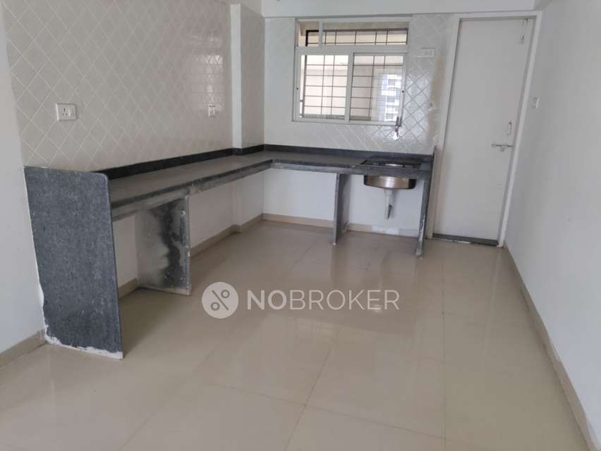 2 BHK Flat In Rahul Eastview For Sale  In Hadapsar